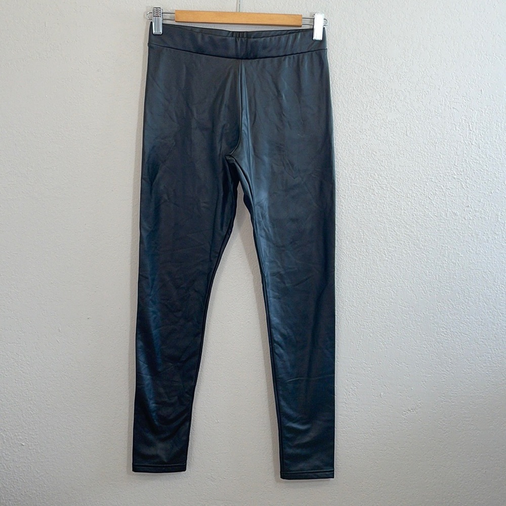 Memoi NWT black pleather, pants, size small/medium leggings Aerie